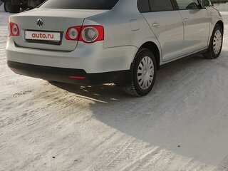 2007 Volkswagen Jetta V, серебристый, 600000 рублей, вид 2