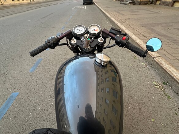 2009 Triumph Thruxton, серый, 1000000 рублей - вид 11