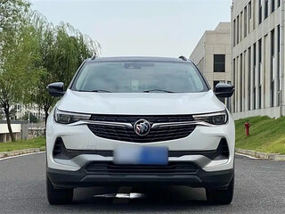 2021 Buick Encore I Рестайлинг, белый, 1200000 рублей, вид 2
