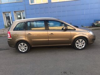 2012 Opel Zafira B Рестайлинг, бежевый, 728000 рублей, вид 4