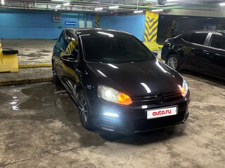 2010 Volkswagen Golf VI, чёрный, 700000 рублей, вид 2