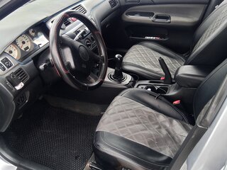 2005 Mitsubishi Lancer IX Рестайлинг, белый, 390000 рублей, вид 5