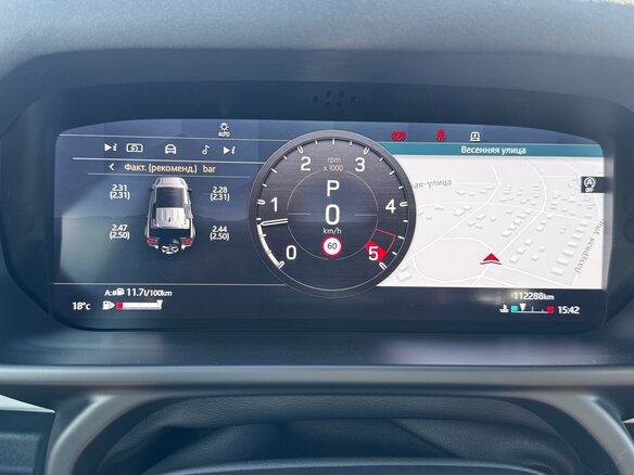 2020 Land Rover Defender 110 II, чёрный, 8350000 рублей - вид 6
