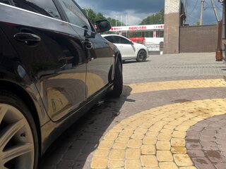 2008 BMW 5 серии 520i V (E60/E61) Рестайлинг, чёрный, 1050000 рублей, вид 3