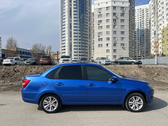 2022 Lada (ВАЗ) Granta I Рестайлинг, синий, 800000 рублей - вид 5