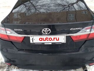2016 Toyota Camry VII (XV50) Рестайлинг, чёрный, 1400000 рублей, вид 2