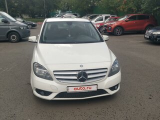 2014 Mercedes-Benz B-Класс 180 II (W246), белый, 1400000 рублей, вид 1
