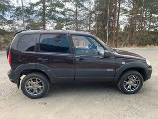 2012 Chevrolet Niva I Рестайлинг, коричневый, 480000 рублей, вид 4