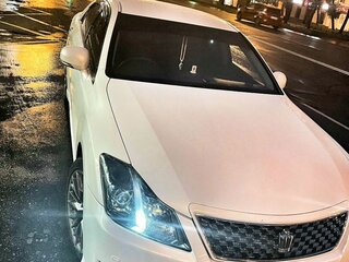 2010 Toyota Crown XIII (S200), белый, 2000000 рублей, вид 1