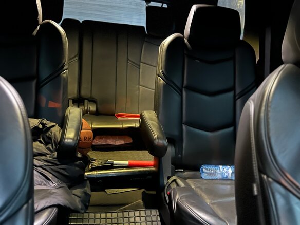 2015 Cadillac Escalade IV, серый, 4050000 рублей - вид 8