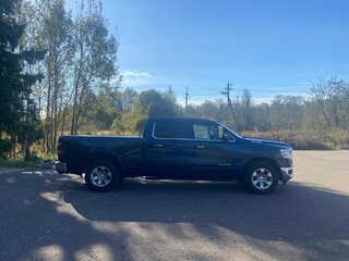 2021 Ram 1500 Crew Cab eTorque V, синий, 6200000 рублей, вид 5