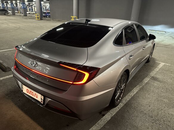 2019 Hyundai Sonata VIII (DN8), серый, 1950000 рублей - вид 4