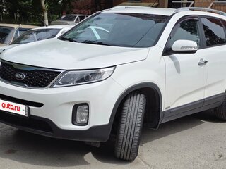 2014 Kia Sorento II Рестайлинг, белый, 1750000 рублей, вид 3