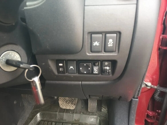 2020 Nissan March IV (K13) Рестайлинг, красный, 1020000 рублей - вид 9