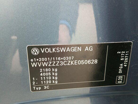 2018 Volkswagen Passat DSG7 B8, голубой, 2450000 рублей - вид 16