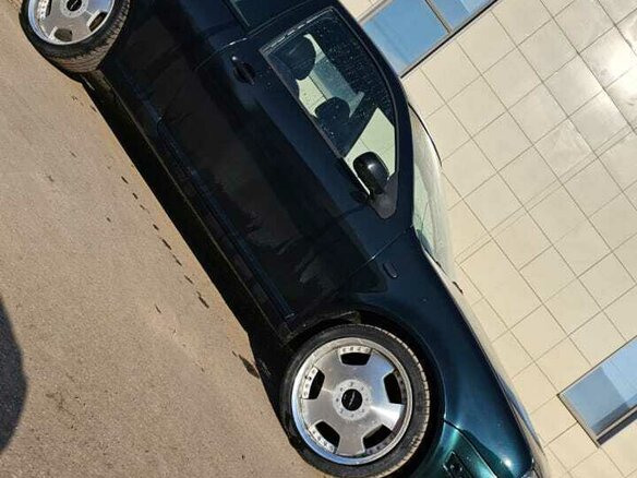 2003 Volkswagen Golf IV, зелёный, 600000 рублей - вид 6