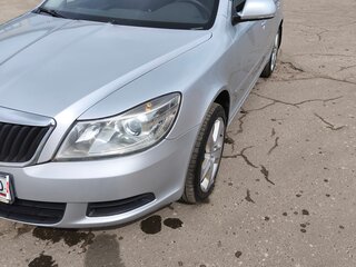 2012 Skoda Octavia II (A5) Рестайлинг, серебристый, 1250000 рублей, вид 3