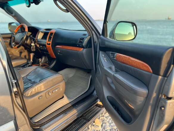 2005 Lexus GX 470 I, серый, 2600000 рублей - вид 14