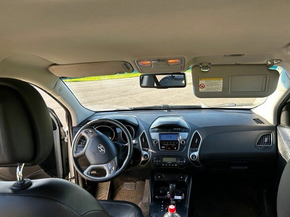 2010 Hyundai ix35 I, серый, 1350000 рублей - вид 4