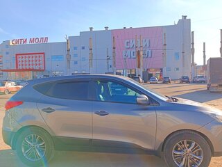 2015 Hyundai ix35 I Рестайлинг, серый, 1700000 рублей, вид 3