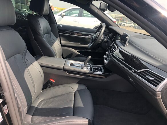 2018 BMW 7 серии 730i VI (G11/G12), чёрный - вид 8