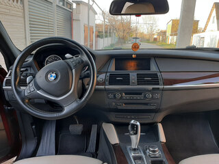 2010 BMW X6 50i 8-speed I (E71), красный, 1650000 рублей, вид 5