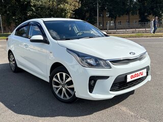 2018 Kia Rio IV, белый, 1400000 рублей, вид 3