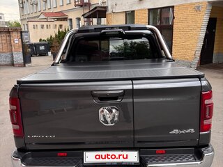2023 Ram 1500 Quad Cab V, серый, 9550000 рублей, вид 4