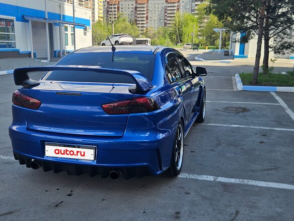 2008 Mitsubishi Lancer Evolution X, синий, 2500000 рублей - вид 3
