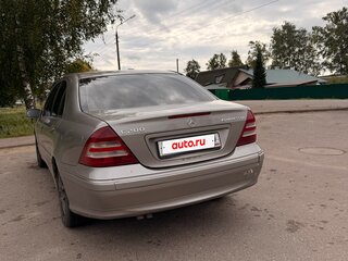 2004 Mercedes-Benz C-Класс 200 II (W203) Рестайлинг, серый, 560000 рублей, вид 4