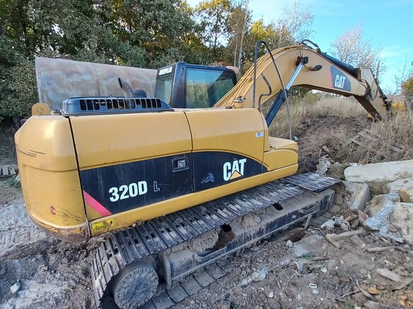 2007 Caterpillar 320D, жёлтый, 4000000 рублей - вид 9