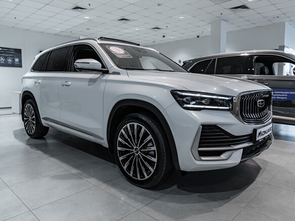 2026 Geely Monjaro I Рестайлинг, белый - вид 10
