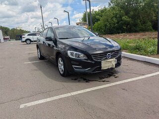 2017 Volvo S60 II Рестайлинг, чёрный, 1320000 рублей, вид 3