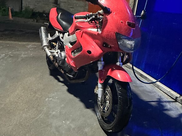 1998 Honda VTR 1000, красный, 275000 рублей