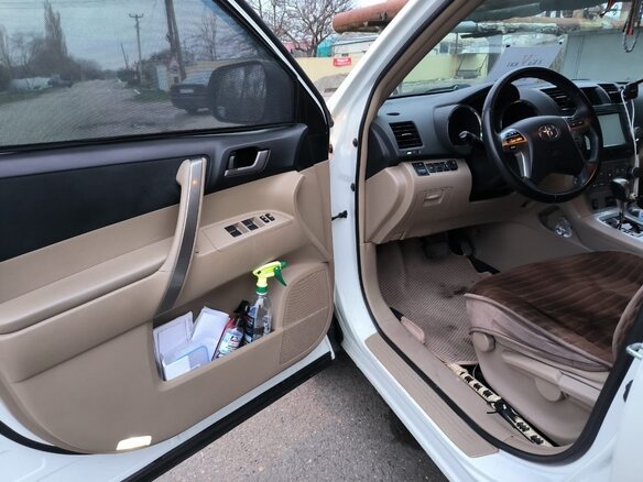 2013 Toyota Highlander II (XU40) Рестайлинг, белый, 2300000 рублей - вид 5