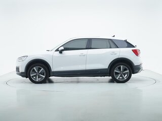 2022 Audi Q2 L e-tron I Рестайлинг, белый, 1640000 рублей, вид 4