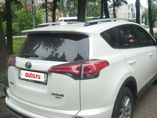 2017 Toyota RAV4 IV (XA40) Рестайлинг, белый, 2200000 рублей, вид 3