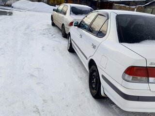 2000 Nissan Sunny B15, белый, 390000 рублей, вид 2