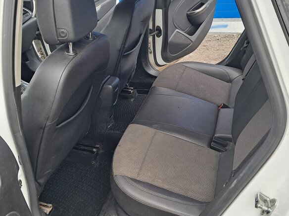 2011 Opel Astra J, белый, 480000 рублей - вид 8
