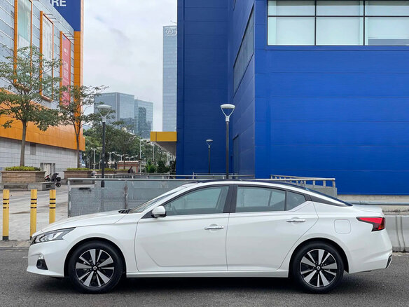 2020 Nissan Teana III (L33), белый - вид 2