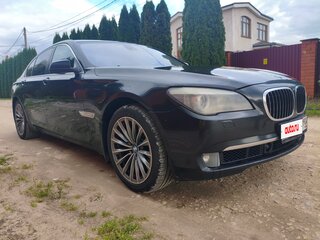 2009 BMW 7 серии Long 740Li V (F01/F02/F04), чёрный, 1350000 рублей, вид 2