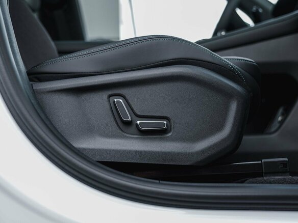 2026 Geely Monjaro I, белый - вид 20