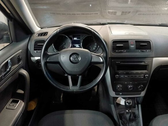 2014 Skoda Yeti I Рестайлинг, серый, 1099000 рублей - вид 7