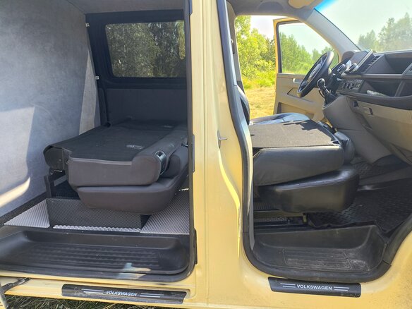 2016 Volkswagen Transporter T6, бежевый, 1900000 рублей - вид 17