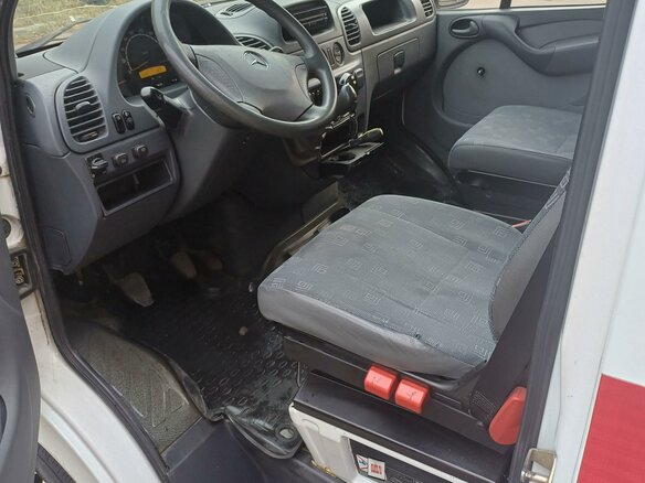 2006 Mercedes-Benz Sprinter Classic, белый, 1750000 рублей - вид 4