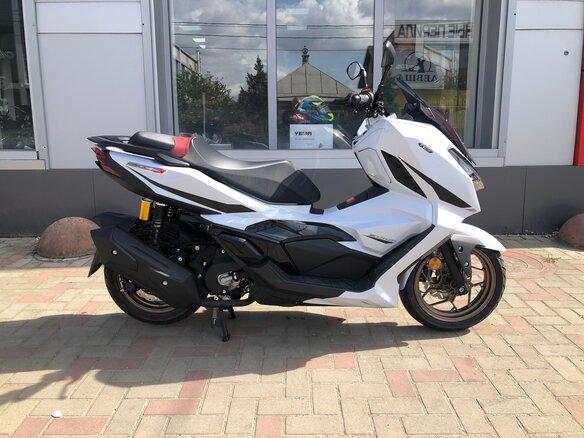 2026 GPX DZ3, белый, 350000 рублей