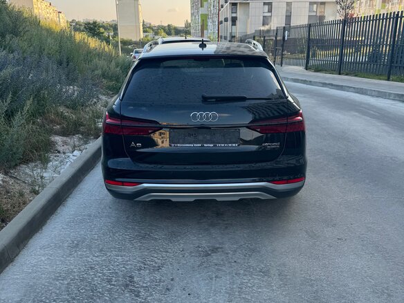 2019 Audi A6 50 TDI V (C8), чёрный, 3800000 рублей - вид 1