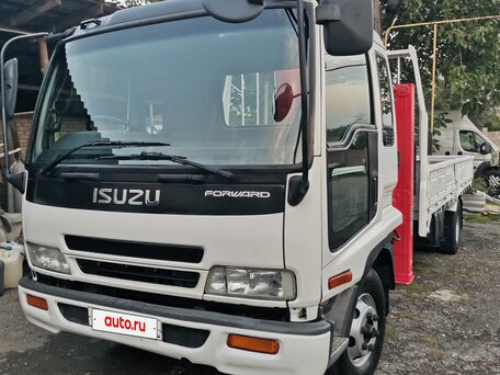 2005 Isuzu Forward (F-Series), белый, 5000000 рублей, вид 1