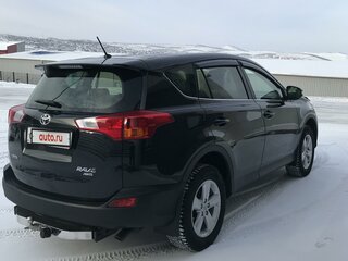 2013 Toyota RAV4 IV (XA40), чёрный, 2300000 рублей, вид 4