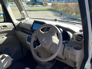 2017 Honda N-BOX I Рестайлинг, белый, 1000000 рублей, вид 5